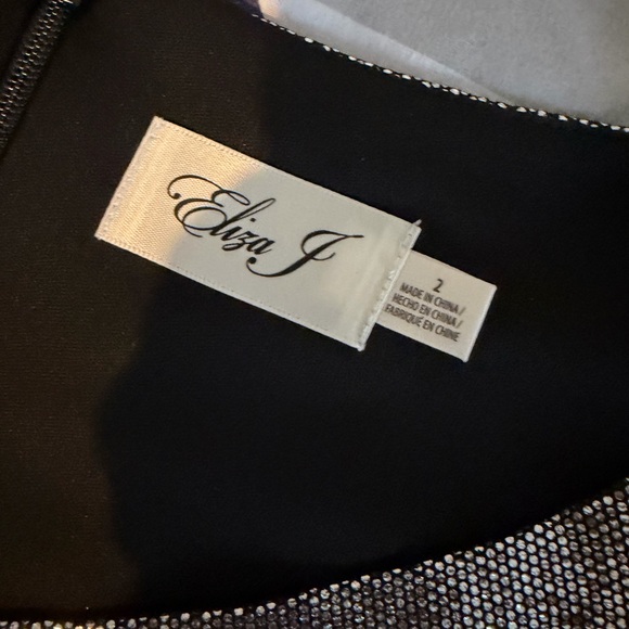 Eliza J Metallic Silver Long Sleeve Dress - Picture 7 of 7